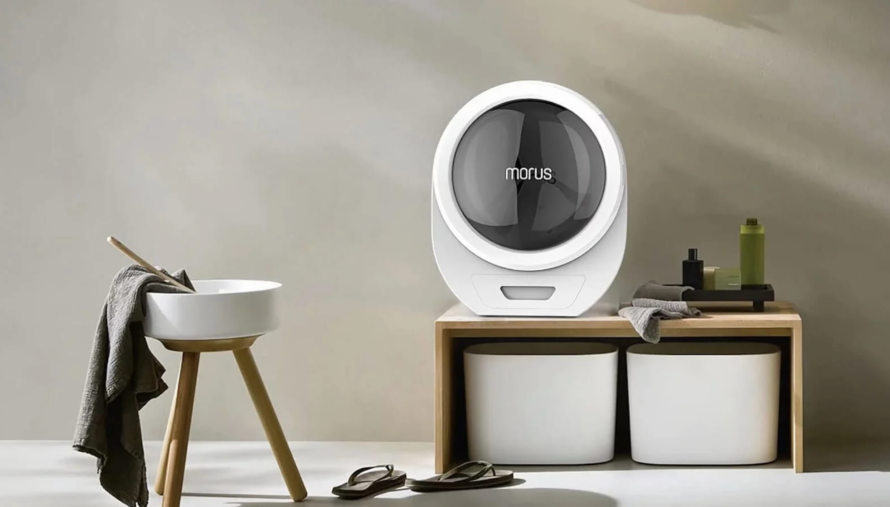 テーブルの上にも置ける超小型乾燥機「Morus Zero」が登場─真空技術で