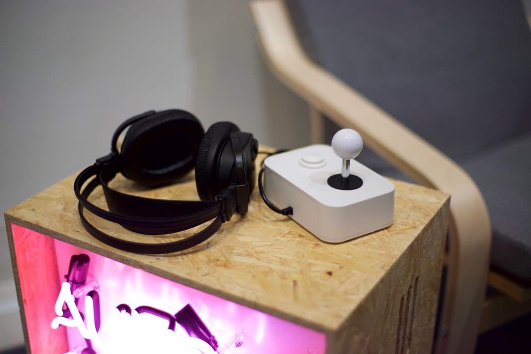 音声だけでプレイするオーディオゲームの開発プロジェクト