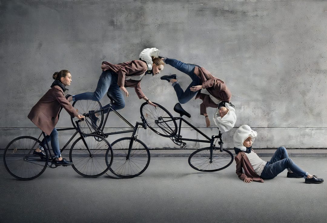 「目に見えない」自転車用ヘルメット