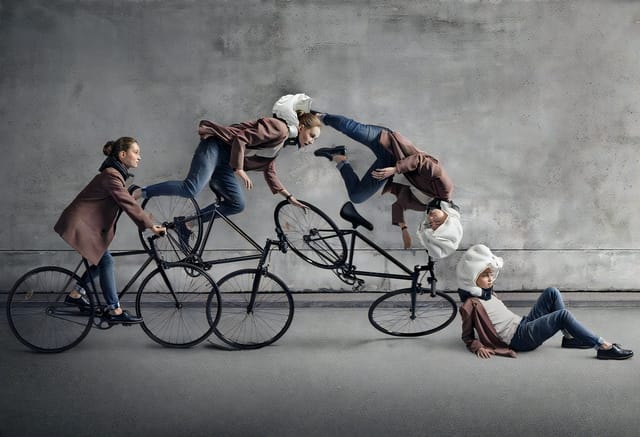 「目に見えない」自転車用ヘルメット