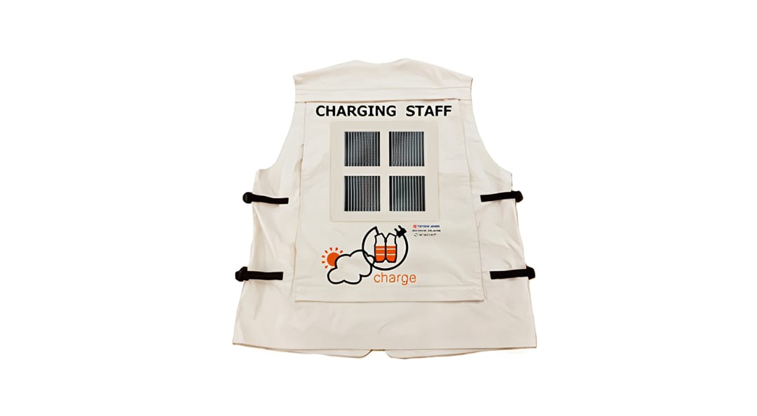 ペロブスカイト太陽電池を搭載、衣服で発電する「スマートウェア」―大阪・関西万博で実証実験