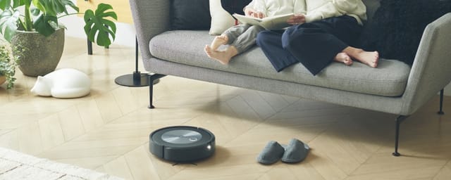 ペットの排泄物を吸引したら無償交換―「ルンバ」の新モデルj7+、障害物をカメラ識別・クラウドで学習