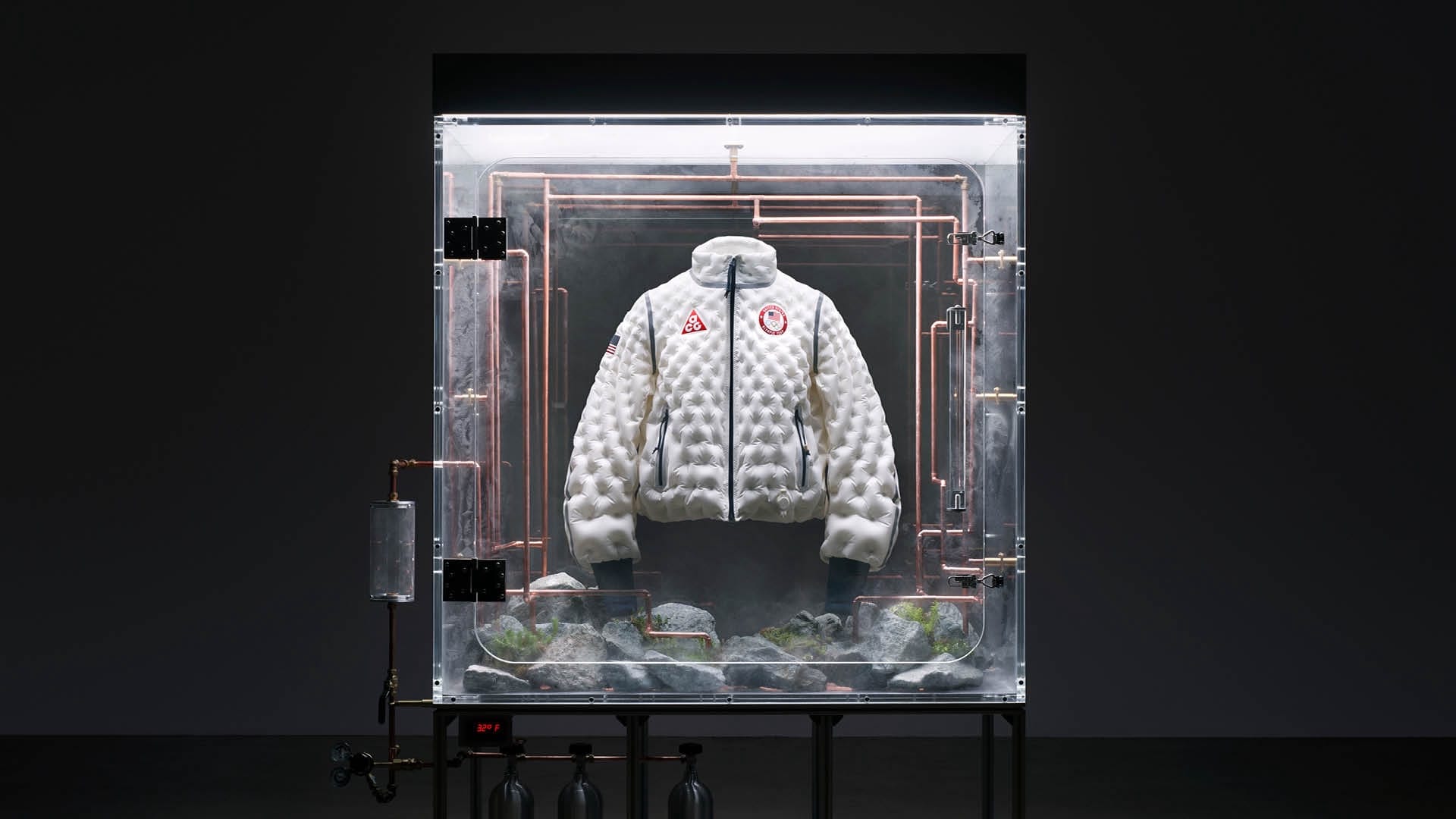 Nike、“空気で暖かさ調整”する革新的ジャケットを発表―米代表チームがミラノ大会で着用へ