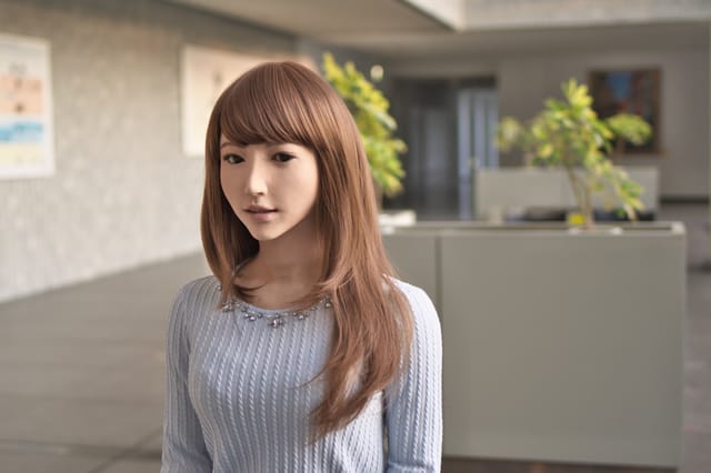 ロボット研究者の石黒浩教授が新会社「AVITA株式会社」を設立、5社から5.2億円を調達―アバターの社会実装を目指す
