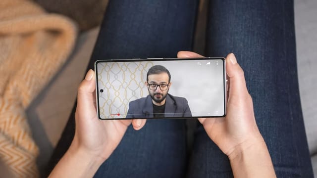 YouTubeがAIによる自動翻訳吹き替え機能を発表─2024年提供予定