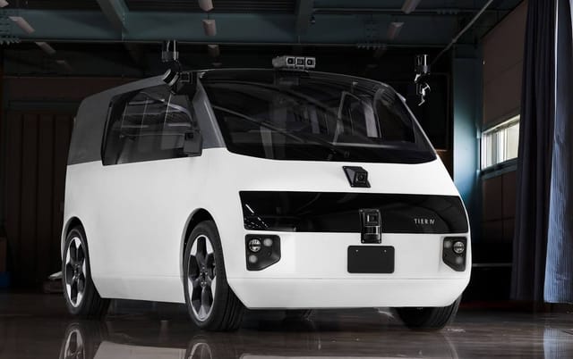 ティアフォー、自動運転ロボタクシーの新型プロトタイプを公開―ハンドルとペダル不要、対話エージェント搭載