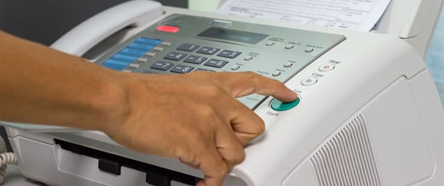 英国議会がFAX廃止を決議─電話事業者2社のファックス対応義務を撤廃