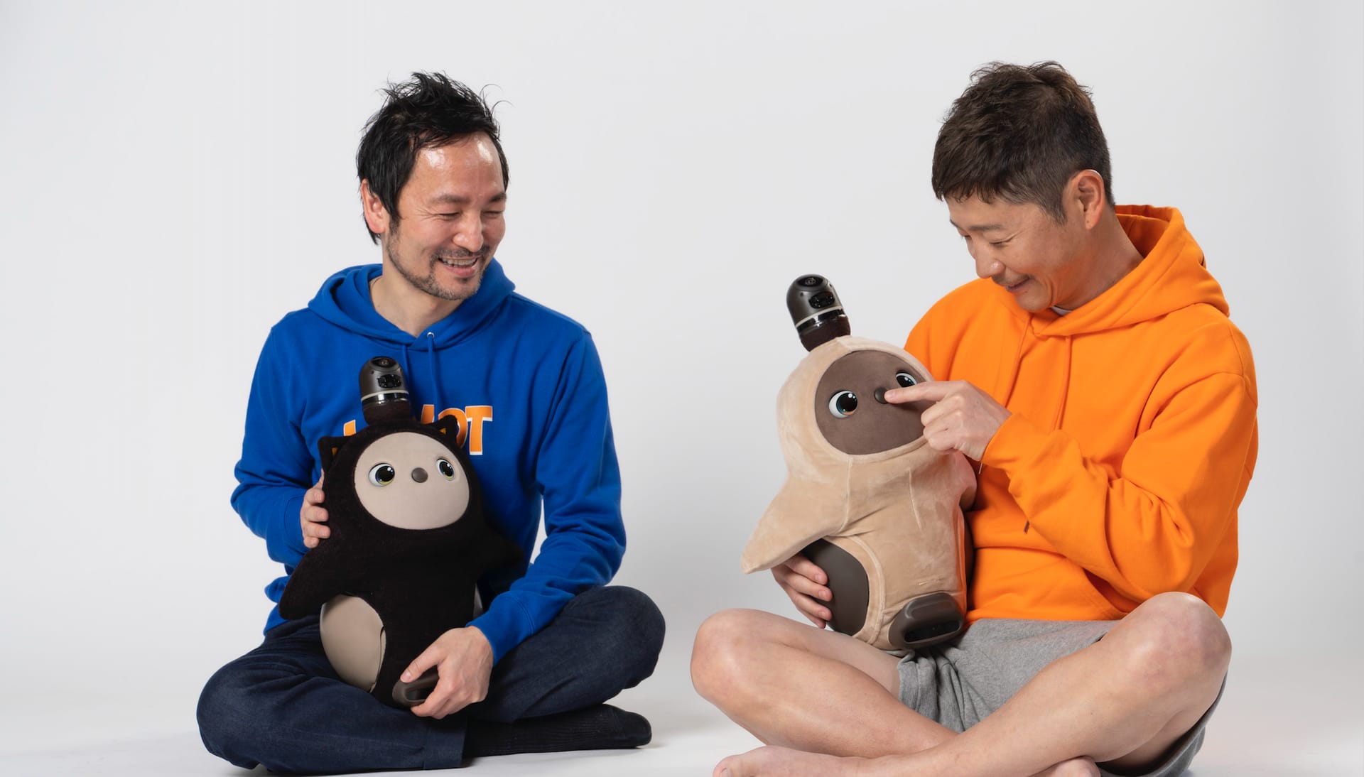 前澤友作氏がGROOVE X株式の過半数を取得、全株式の取得へ―家庭用ロボット「LOVOT」の展開を加速化