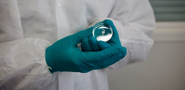 白内障の治療に有効―3Dプリント可能な眼内レンズ樹脂を開発