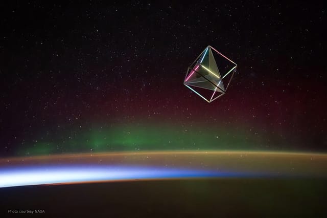 人類史上初、宇宙展示のアート衛星─アート作品を宇宙に打ち上げ、国際宇宙ステーション(ISS)船外で展示するプロジェクトを始動