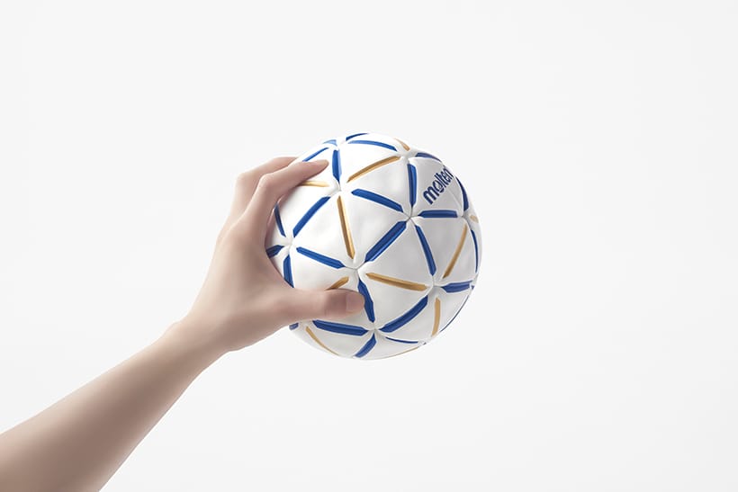 ​​nendoが国際ハンドボール連盟の公認球「d60」をデザイン、吸着力の高い60個の三角形で構成したパネル構造
