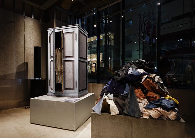 Ugly wardrobe / design by h220430