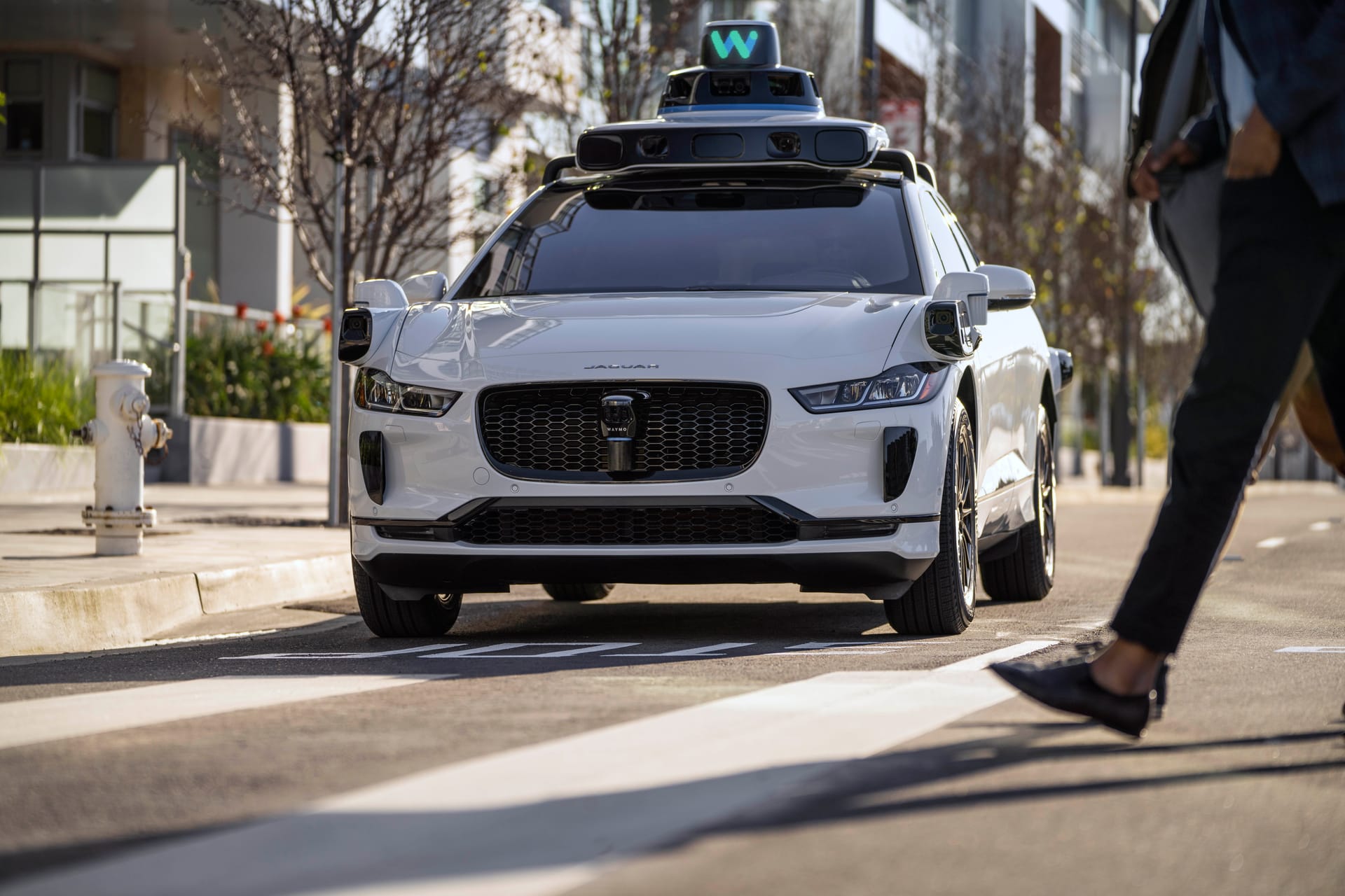 Uberアプリで自動運転タクシーを利用可能に―Waymoと提携拡大、テキサスとジョージアで