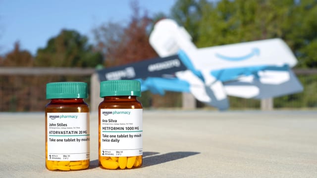 米アマゾン、処方薬のドローン配送をスタート─注文から1時間以内に自宅へ、米国で開始