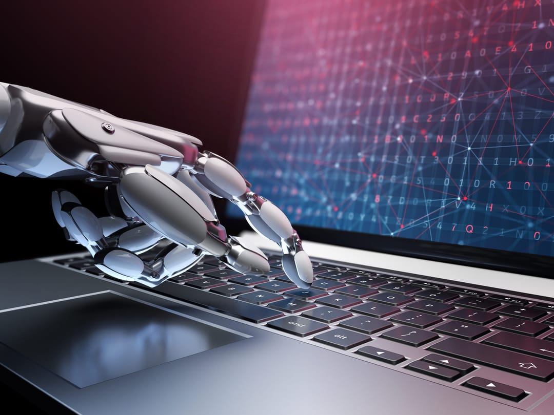 人間の手を借りず自ら進化するAI
