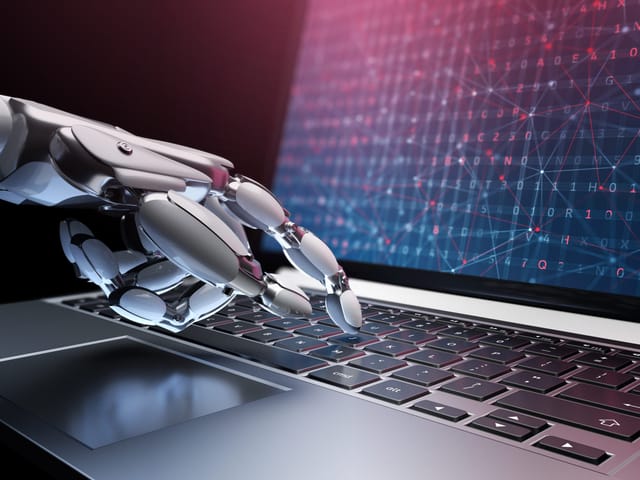 人間の手を借りず自ら進化するAI