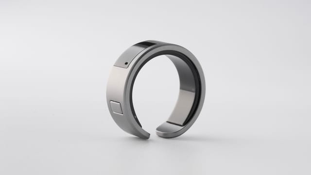 静かにささやくだけで、AIが応答─ChatGPT搭載、韓国発スマートリング「WIZPR RING」が登場
