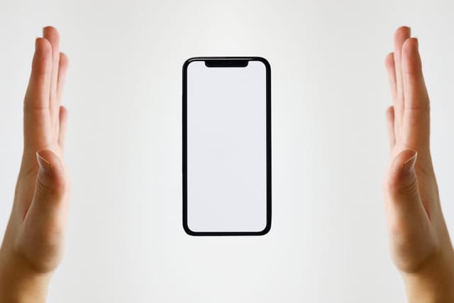 直接触れずにデバイスを操作する技術