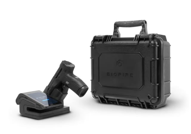 指紋センサーと顔認証付きのスマート拳銃「Biofire Smart Gun」が一般市場に発売─事故や不正利用から保護、2024年夏販売へ
