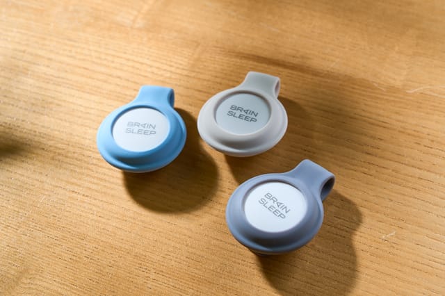 睡眠の質でコインが貯まる、睡眠計測デバイス「ブレインスリープ コイン」Makuakeで先行予約発売