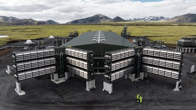 Climeworks、アイスランドで最大規模のCO2回収施設「マンモス」稼働開始―年間36,000トン回収目指す